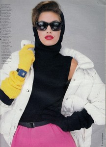 elle_fr_1_oct_1984_15.thumb.jpg.760d1051a2de0698c55463bd7e21ad93.jpg