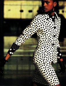 elle_us_march_1988_22.thumb.jpg.85d6df6dbb04ce2cb8639e5271c9ac87.jpg