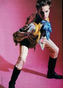 glamour_fr_june_1989_18.thumb.jpg.d4af47c7f7a8dea1d3ceb2bd523bc526.jpg