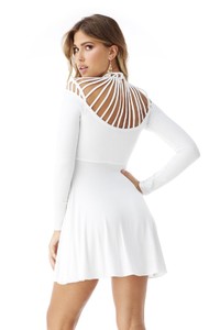 helah_am573-rx_wht_back.jpg