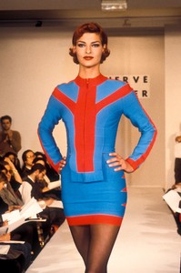 herve-leger-ss-1992-2.thumb.jpg.54593d1b55cc6813d2190eb6f82b2e79.jpg