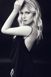 img-emma-bell_105521896451.thumb.jpg.b3e48757791f86adbb5da1178ffd5f5c.jpg
