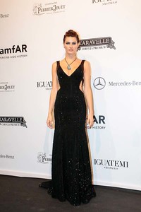 isabeli-fontana-7.jpg