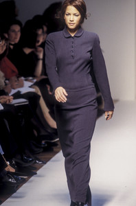 jil-sander-fw-1993-11.thumb.jpg.0043dccb91974e8177456c8c09b4b350.jpg