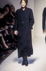 jil-sander-fw-1993-6.thumb.jpg.4a62fecdc1d471eaffecc64e7033b05c.jpg