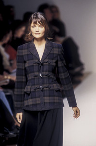 jil-sander-fw-1993-8.thumb.jpg.e8be2457736f1c0be983ab1cf8adc4e2.jpg