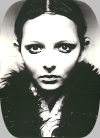 julia3o.jpg.c271b03fae9664a997841f158023187a.jpg