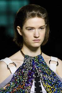 katrantzou-clp-rf18-0388.thumb.jpg.3696d275645b6c37597dc2b2302e495c.jpg