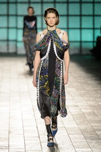 katrantzou-rf18-6274.thumb.jpg.750c75a53ac8a7e3d93111407996d571.jpg