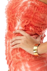 linan_p589-bu_punch_side-detail_2.jpg