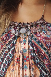 mairi_am723-16v_blk_detail.jpg