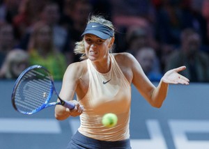 maria-sharapova-porsche-tennis-grand-prix-2018-in-stuttgart-4.jpg