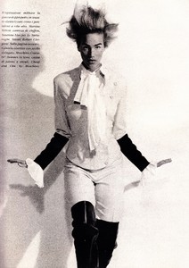 marie_claire_italia_dec_1990_25.thumb.jpg.b969b8e65990ca48cc4d800bdee2b68b.jpg