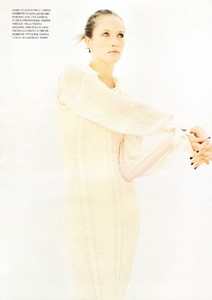 marie_claire_italia_dec_1993_15.thumb.jpg.46309730cf0a5ee0bd9a414bc7feac5b.jpg