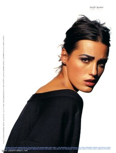 marieclairegermany90sept4roberterdmann.thumb.jpg.cbbef584e82825b6ece3b148b1ea754a.jpg