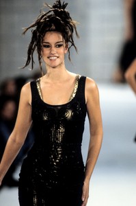 nicole-miller-ss-1994-2.thumb.jpg.be3db709aa375abece7009007c90fb07.jpg