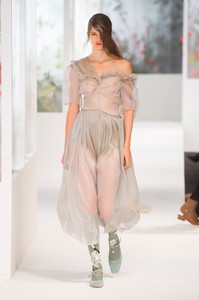 preen-rs18-0465.thumb.jpg.edcf7d7b8256d23611b9262eeda14865.jpg
