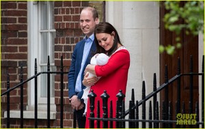 prince-william-jokes-reporters-11.jpg