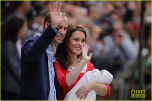 prince-william-jokes-reporters-15.jpg