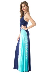 q881ni-waimea-side-nvy_1.jpg