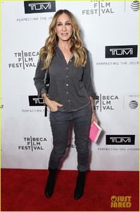 sarah-jessica-parker-tribeca-film-festival-talk-01.jpg