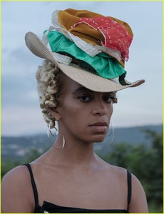 solange-knowles-dazed-02.jpg