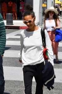 thandie-newton-street-style-shopping-in-beverly-hills-04-23-2018-2.jpg