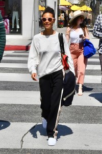 thandie-newton-street-style-shopping-in-beverly-hills-04-23-2018-6.jpg