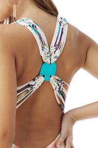 udarsh_aj730-12q_wht_detail_1.jpg