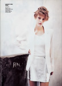 uk_elle_june_1994_30.thumb.jpg.6690064a60115b60cc65eb706e3fb730.jpg