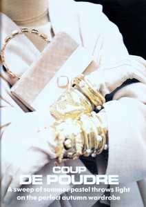 uk_vogue_aug_1990_2.thumb.jpg.bbe5407c18668a64e688361962288345.jpg