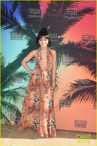 vanessa-hudgens-sinful-colors-launch-party-02.jpg