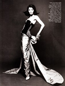 vogue_italia_supp_mar_1995_28.thumb.jpg.fb74d4ec5b7e76e47f72552d77151e50.jpg