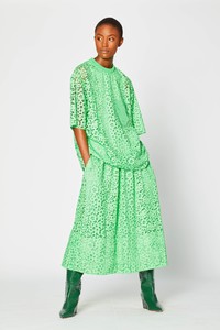 00008-tibi-vogue-resort-2019-pr.thumb.jpg.3c28d167e2e9c09f0a4ae6ceaef1a262.jpg