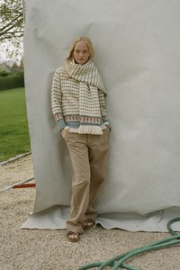 00010-Tory-Burch-vogue-pre-fall-2018-pr.thumb.jpg.9de2c05bd1a2114a743990d5fc814bb5.jpg