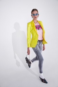 00017-just-cavalli-vogue-pre-fall-2018-pr.thumb.jpg.3ce6c8063d8a4e783ce68a26c8a283f3.jpg