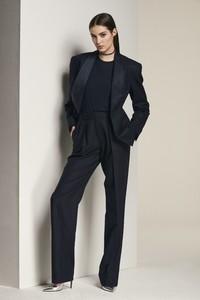 00018-ralph-lauren-vogue-pre-fall-2018-pr.thumb.jpg.46f188a84a30fb5008f0d0b23179f394.jpg
