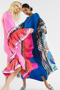 00029resort-2019-emilio-pucci.thumb.jpg.199fa8b663dc723fea9a7593106257a6.jpg