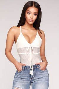 05-09-18_Studio_35742_Ivory1467.JPG