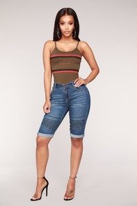 05-09-18_Studio_3GR3939_Olive1610_5c89ae0e-a0bb-4097-bbdf-2e3f90122afa.JPG