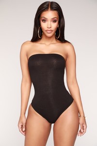 05-09-18_Studio_3Q176_Black1687.JPG
