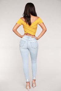 05-10-18_Studio_31958TC_Mustard2201.JPG