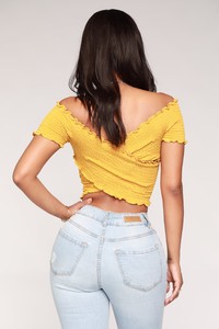 05-10-18_Studio_31958TC_Mustard2202.jpg
