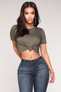 05-10-18_Studio_3Q190_Olive2175.jpg