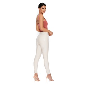 1339_taupe_edit7-web.jpg