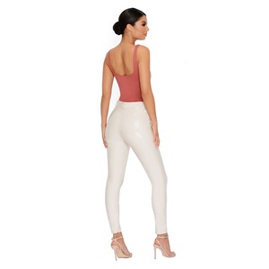 1339_taupe_edit8-web.jpg
