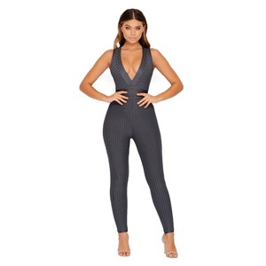 1352_grey_edit6-web.jpg
