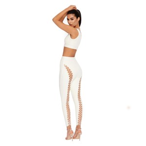 1446_white_edit5-web--.jpg