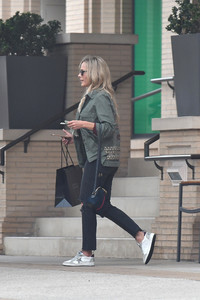          jub260518BZNimage15.JPG