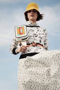 22-tomas-maier-resort-19.thumb.jpg.9fa2620b1967663024ac35d34567a6cb.jpg